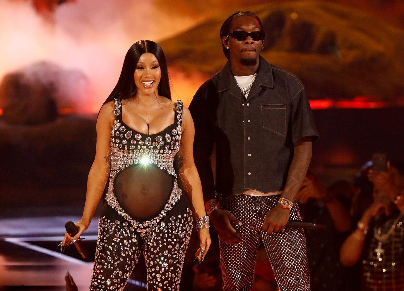 cardi b pregnant photos offset baby  bet awards