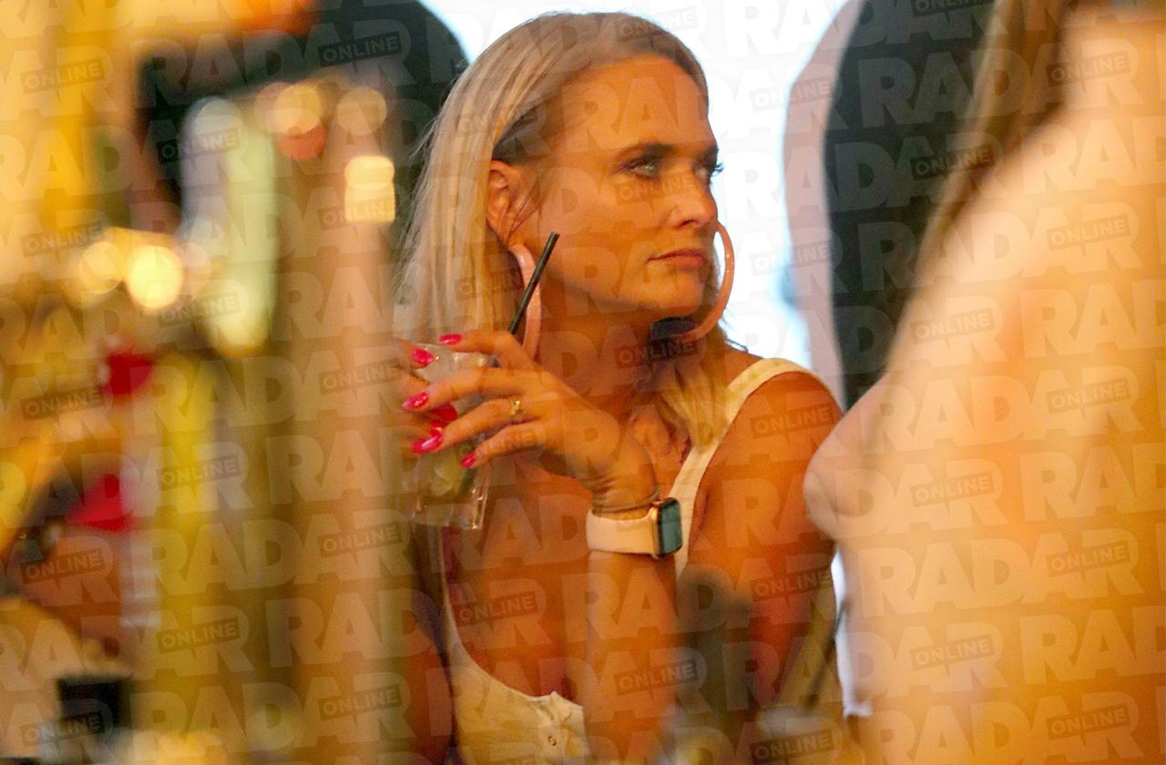 Miranda Lambert Caught Drinking Alone Without New Hubby