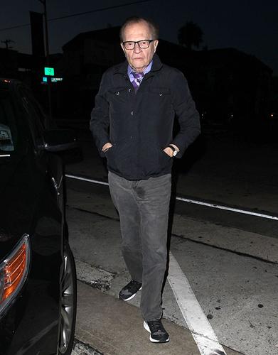 EMBARRASSING! Talk Show Legend Larry King Out In LA With HUGE Wet Spot ...