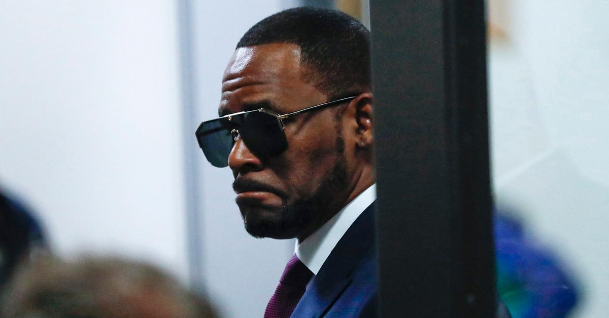 R. Kelly Cries About Jail Cell Size As Part Of Plea To Be Released On Bond
