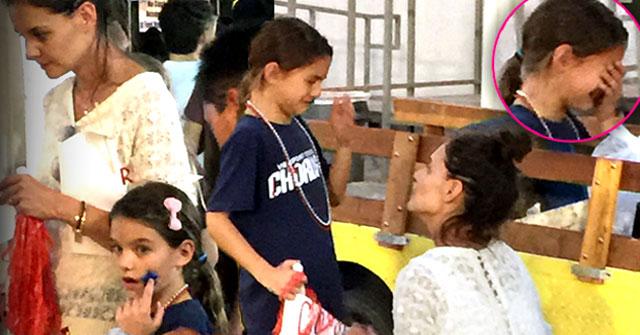 Suri Cruise Crying Katie Holmes