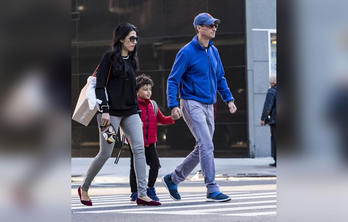 //Anthony Weiner with son before prison