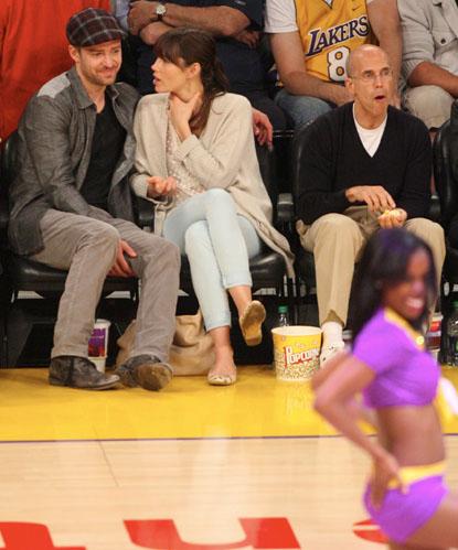 //justin timberlake jessica biel lakers game