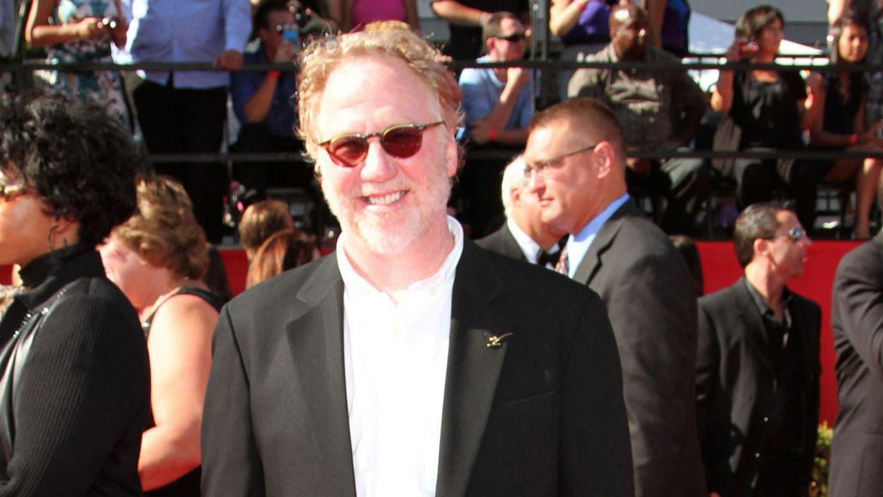 A photo of Timothy Busfield