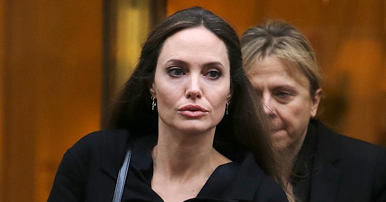 Angelina Jolie Stared Down Fan Who Looked Her Way At Hollywood Bowl Looked Glum Amid Brad Pitt War 8345