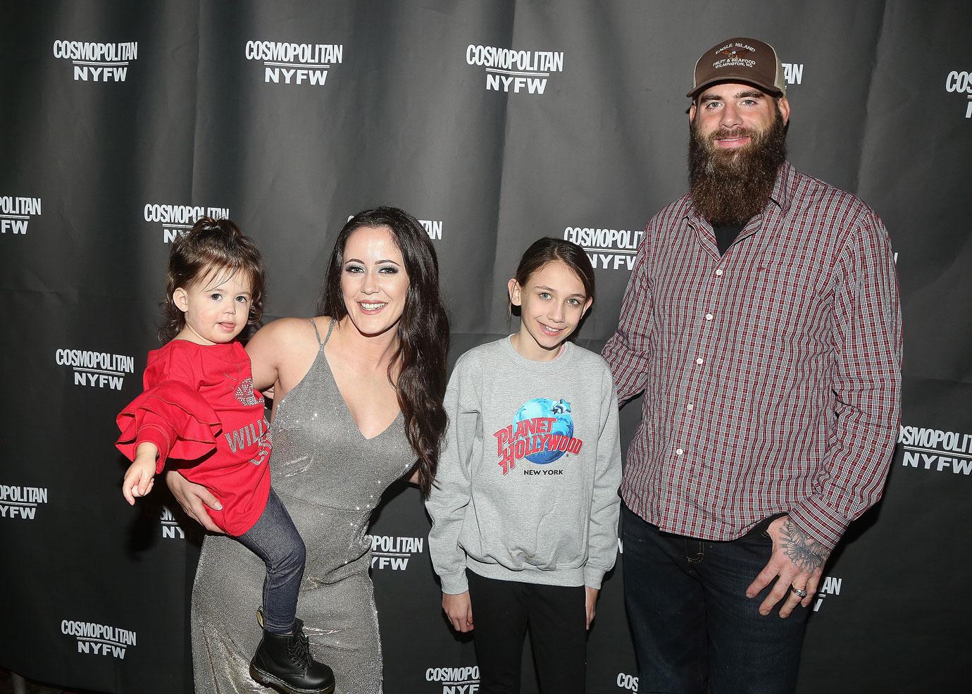 Ensley Jolie Eason, Janelle Evans, Maryssa Eason and David Eason pose at the Cosmopolitan New York Fashon Week.