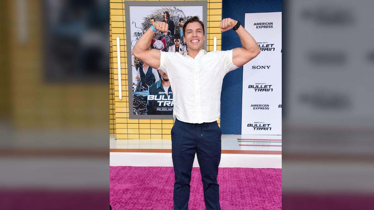 Joseph posted a gym photo with Schwarzenegger following victory, captioning it 'Mission Accomplished!'