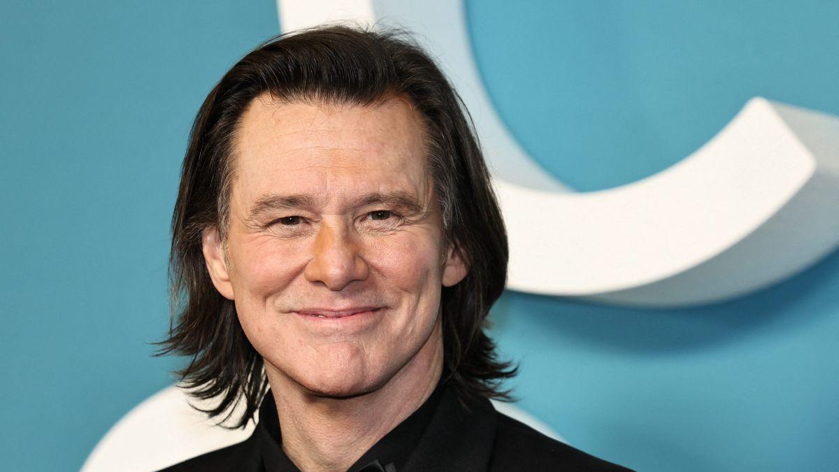 Jim Carrey's new look fueled conspiracy rumors, sparking hoax claims and widespread speculation.