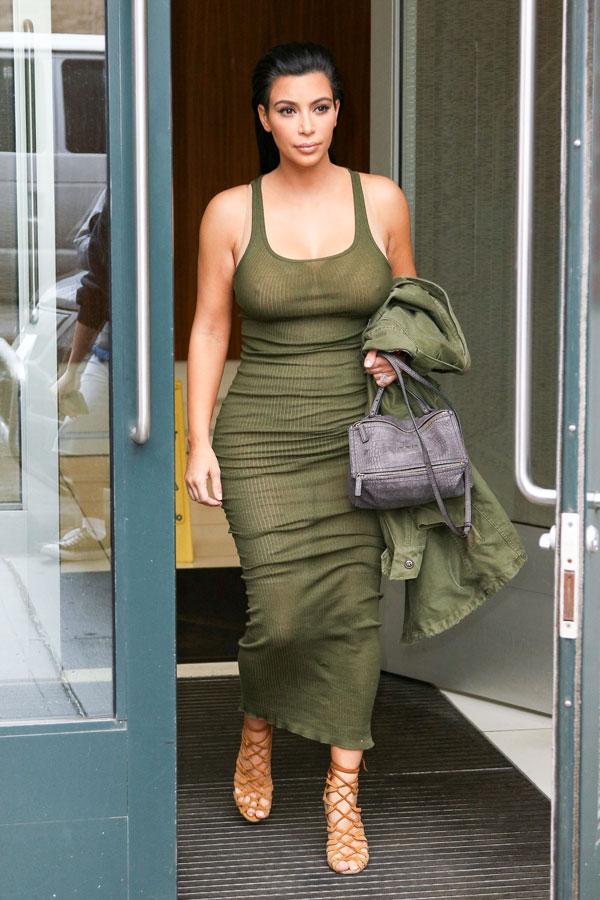 Kim Kardashian Wardrobe Malfunction Photos