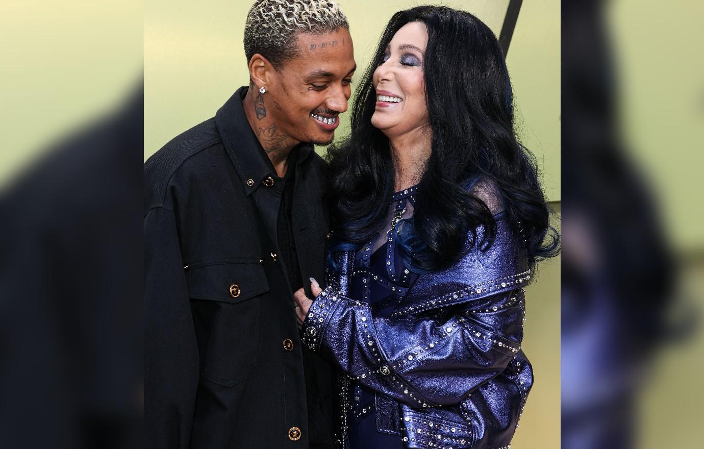 Cher Flashes Diamond Ring Despite Disapproval From Sons image pic