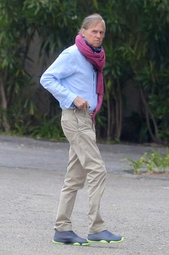 Val Kilmer's Iconic Scarf: The Style Story Behind the Legend