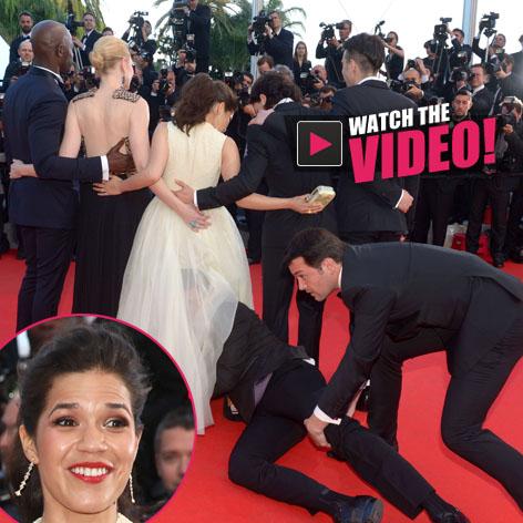 //america ferrera attacked at cannes square