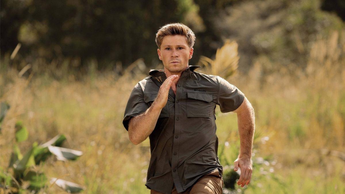 steve irwins son survives croc attack after dads death