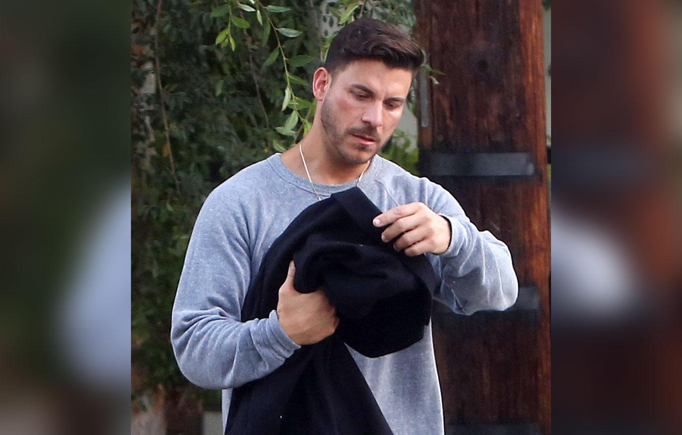 Vanderpump Rules star Jax Taylor wife Brittany Cartwright wants him to wear his ring