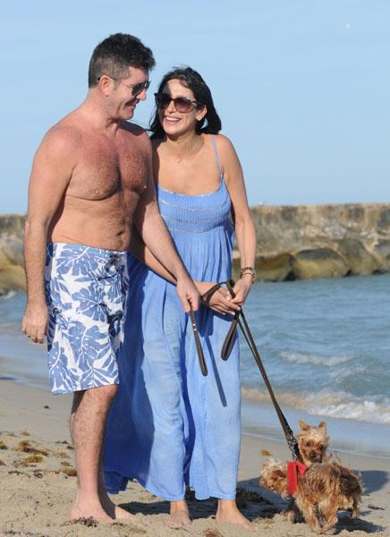 Simon Cowell Lauren Silverman Miami Beach Dogs