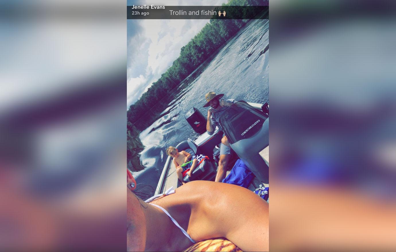 jenelle evans ex nathan griffith bad mom claims son without life jacket boat