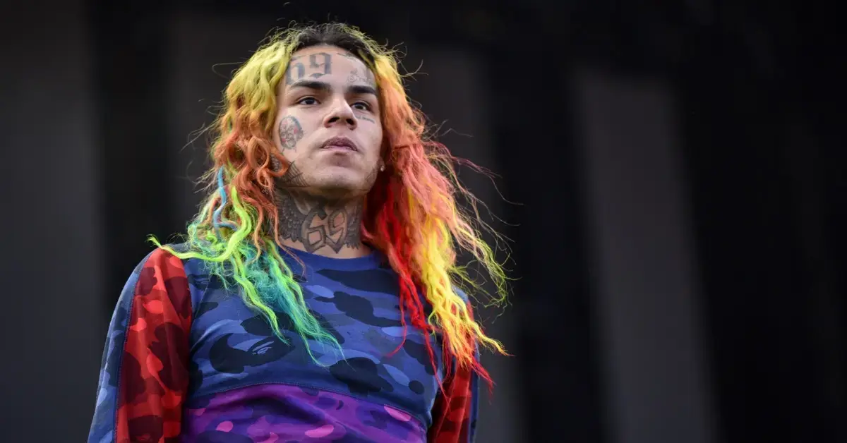 tekashi ixine reacts after getting sucker punched at nightclub