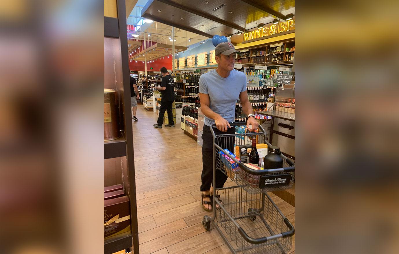 Sober Tim McGraw Spotted Buying Alcohol