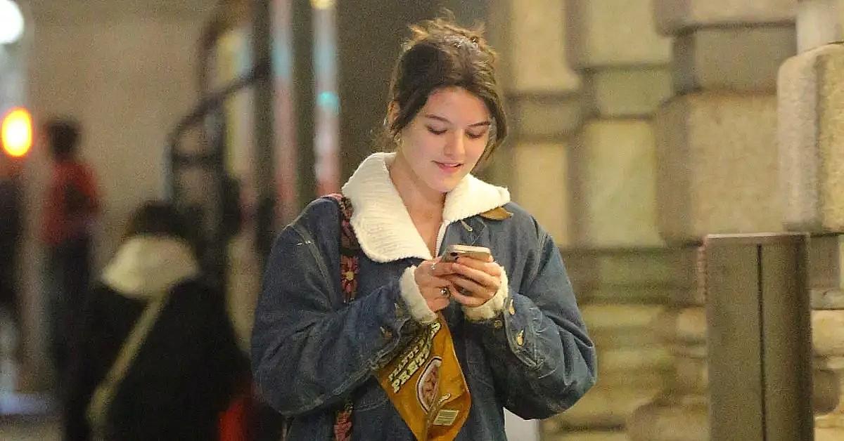 suri cruise mega