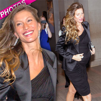 Four Months To Go! Pregnant Gisele Bundchen Looks Blooming Lovely!