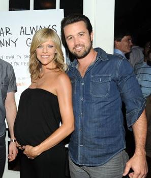 It's Always Sunny In Philadelphia Actress Kaitlin Olson Has Baby Boy