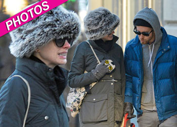 //pp_annhathawaywalk_pcn