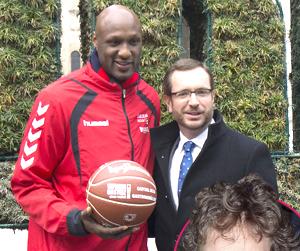 //lama odom signed new team spain pau gasol lakers