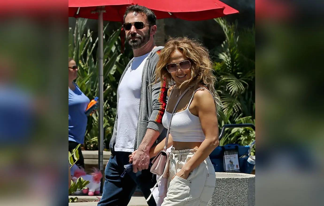 jennifer lopez ben affleck pda kiss butt grab photos a rod breakup