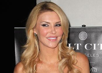 //pp_brandiglanvilleok_splashnews