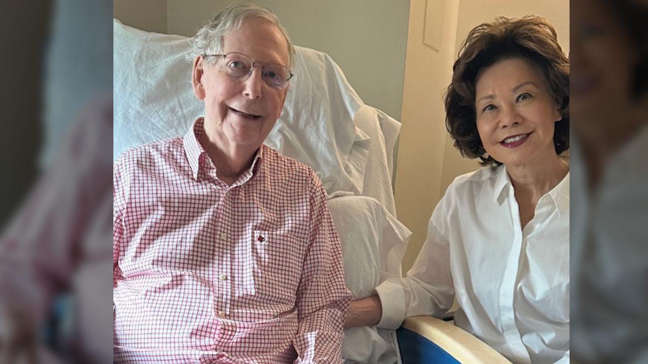 Photo of Mitch McConnell and Elaine Chao