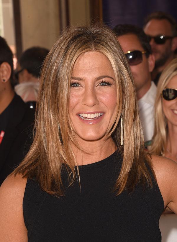 Jennifer Aniston Slams Plastic Surgery