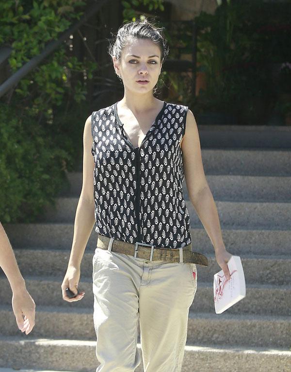 Mila Kunis No Makeup Photos