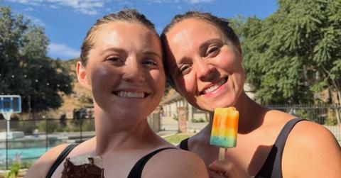 Photo of Joy-Anna and Jinger Duggar