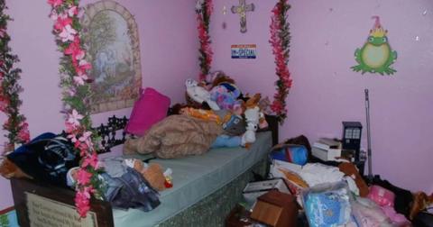 Crime Scene Photos Emerge From Murder of Gypsy Rose Blanchard’s Mom