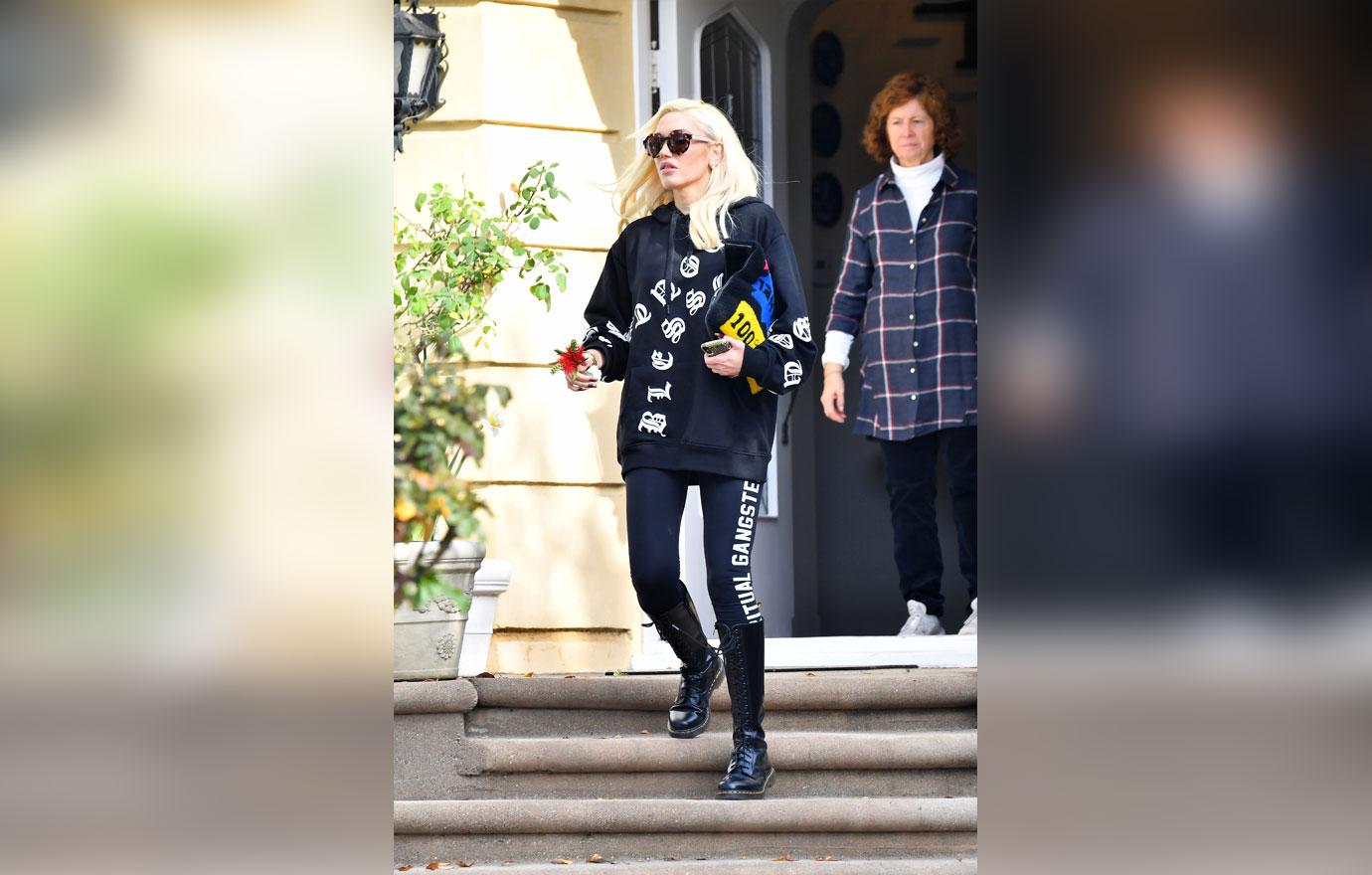 Gwen Stefani Seen With Mom Amid Blake Shelton Engagement Rumors