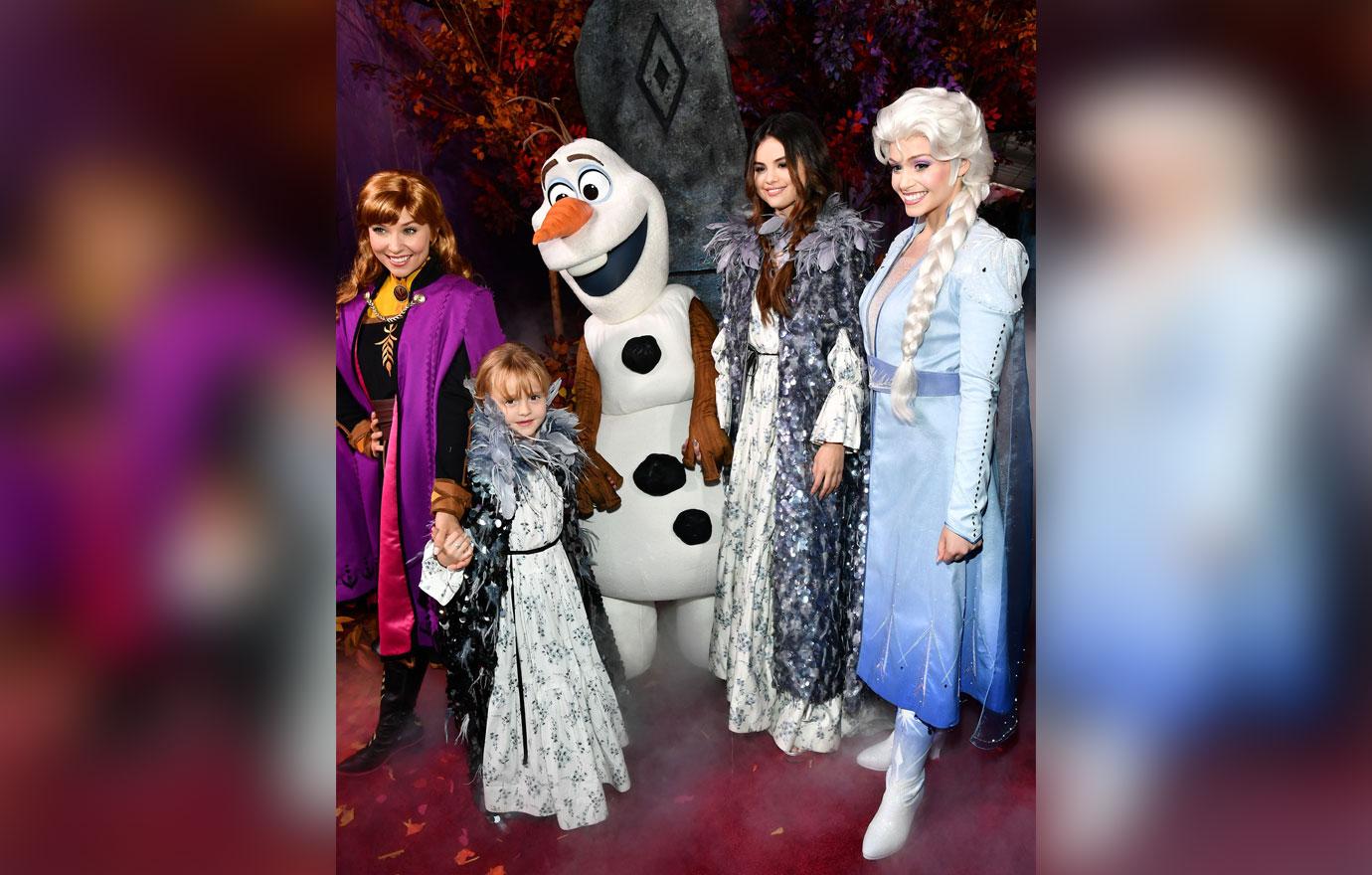 Selena Gomez & Sister Wear Matching Outfits To ‘Frozen’ Premiere