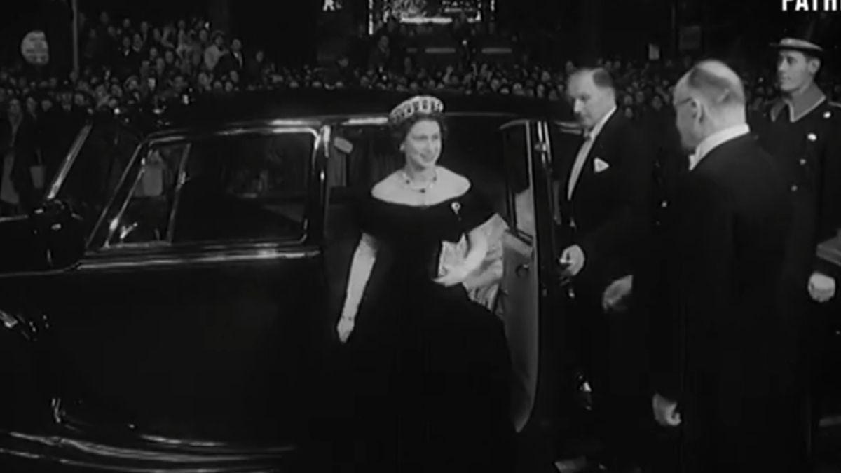 Photo of Queen Elizabeth