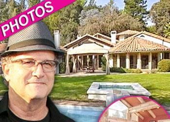 //albert_brooks_ _wenn zillow