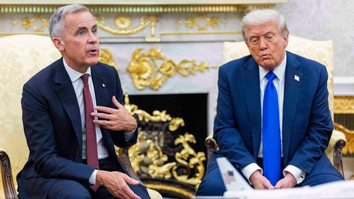 A photo of Mark Carney and Donald Trump