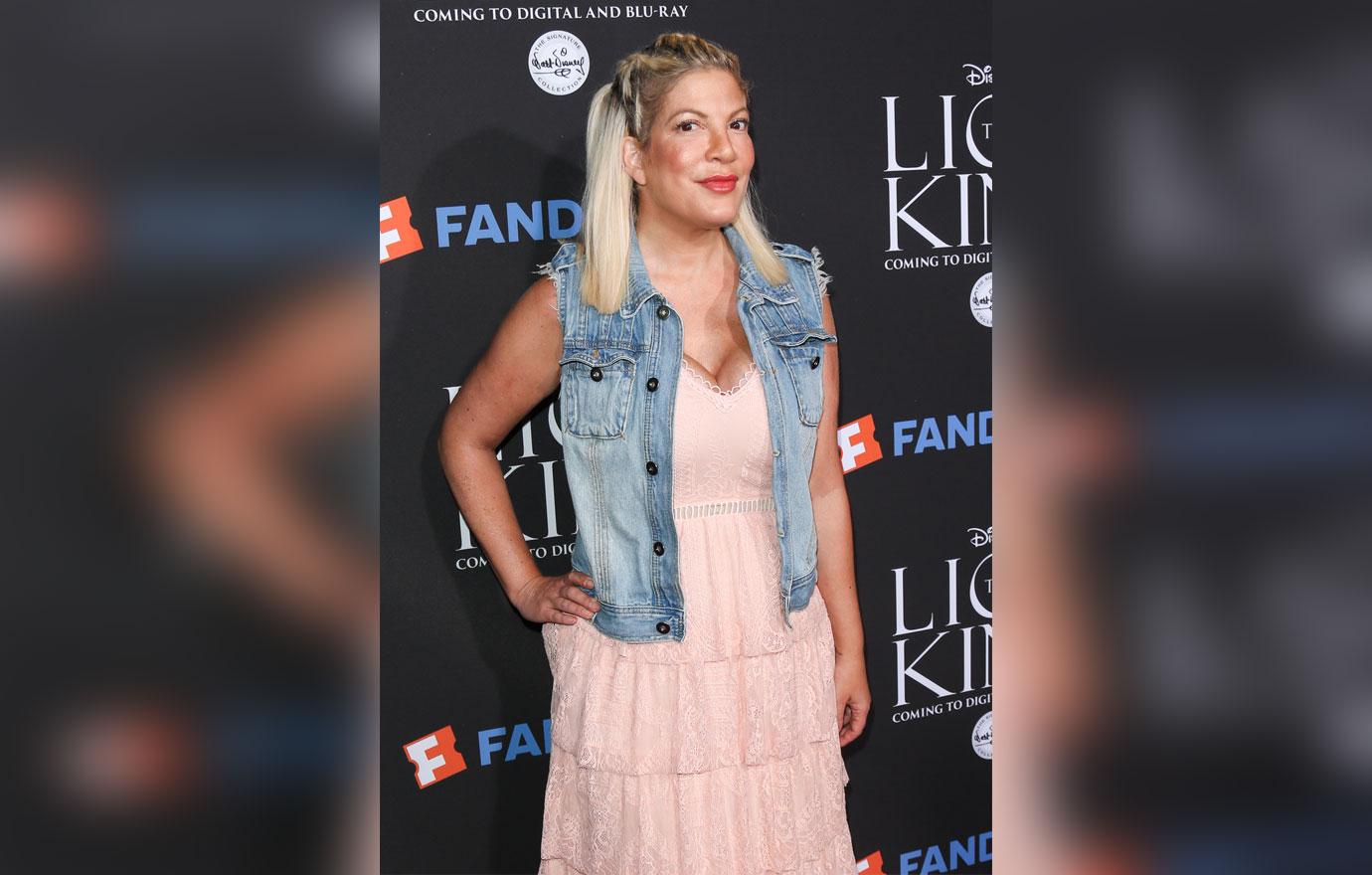 Tori Spelling And Dean McDermott Attend Red Carpet During Financial Hard Times