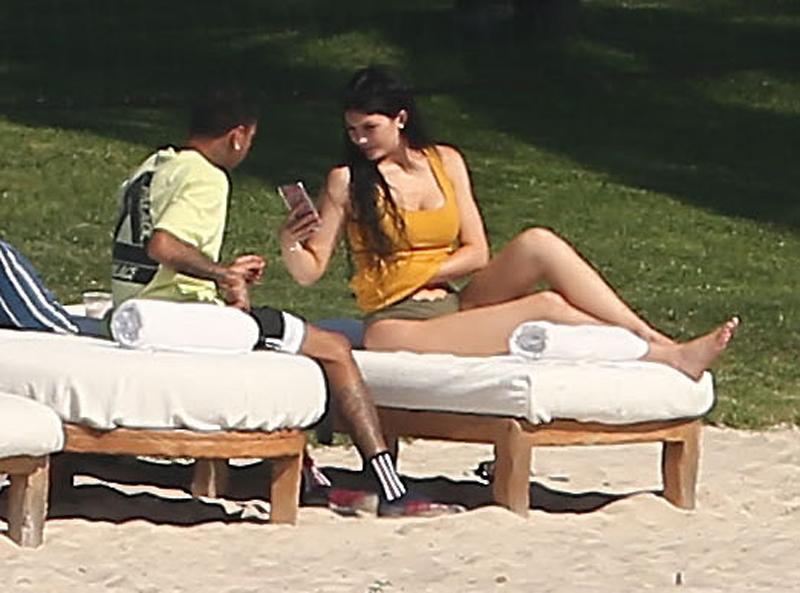 Kylie Jenner Tyga Mexico Bikini Beach King