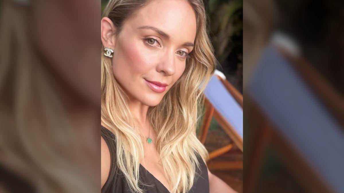 image of A volunteer repeatedly dove underwater in a desperate attempt to locate her.