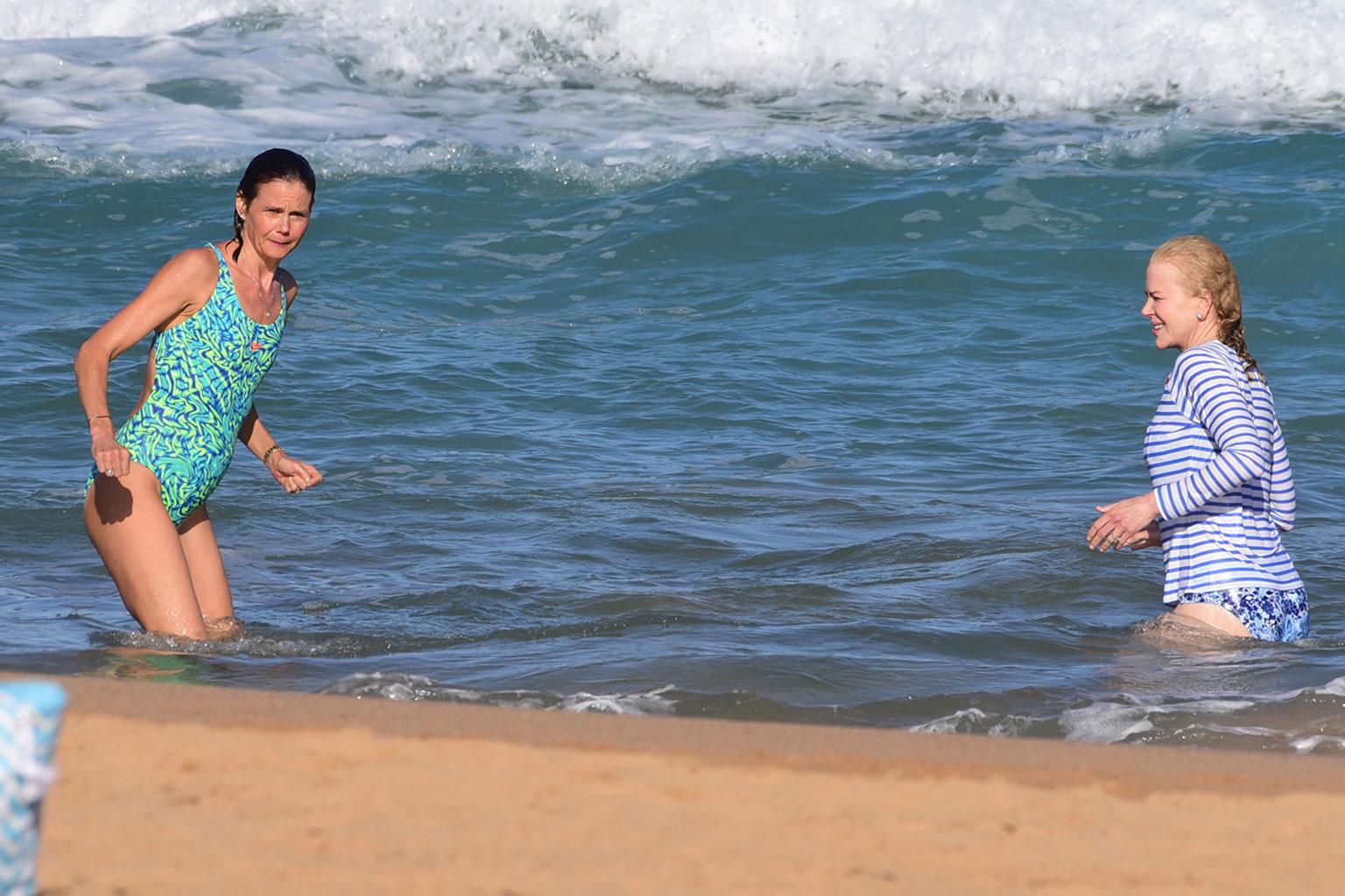 Nicole Kidman Bikini Butt Beach Christmas Australia