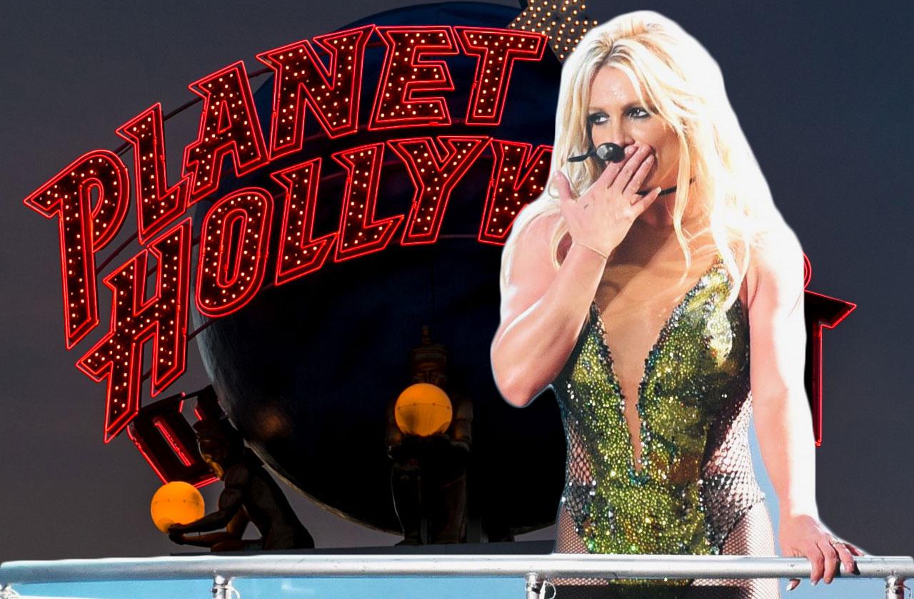 Planet Hollywood Step Up Britney Spears Security After Crazed Fan Incident