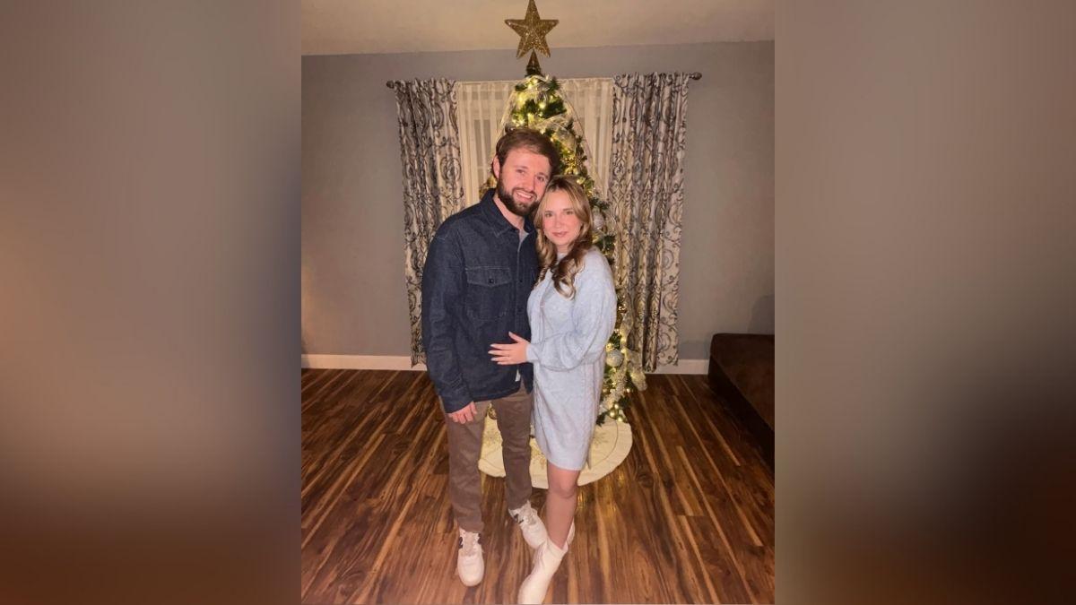 Photo of Jason and Maddie Duggar