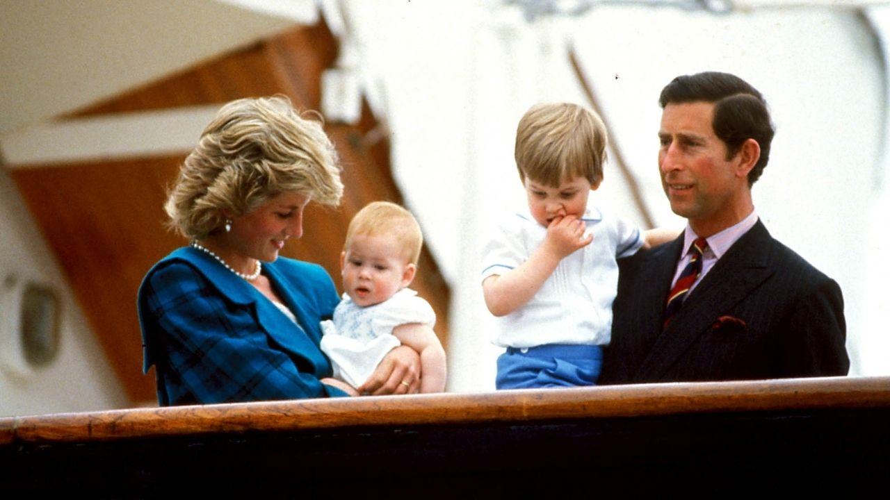 Image of Princess Diana previously admitted to self harming.