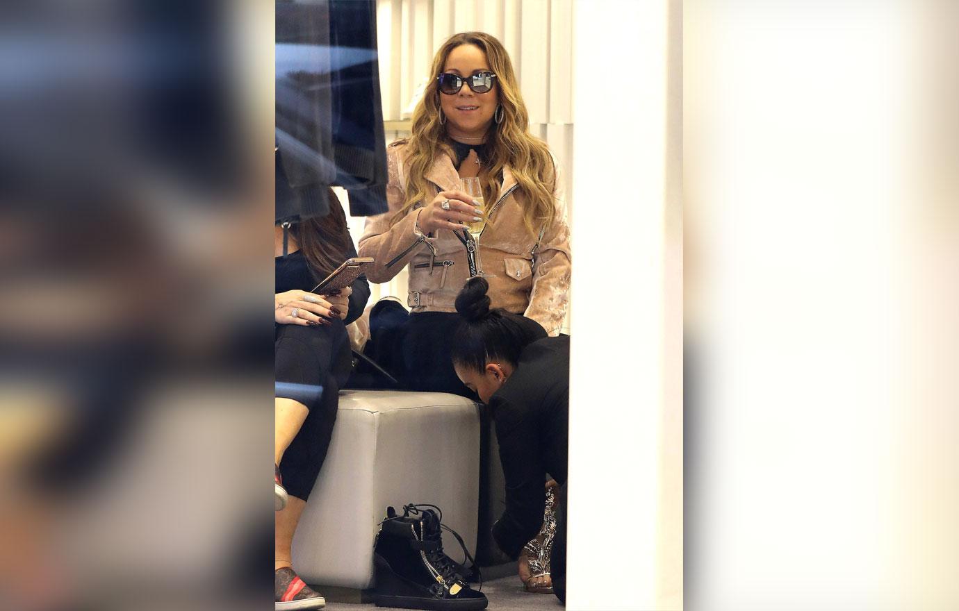 Mariah Carey's Fashion on X: Mariah Carey wearing Louis Vuitton