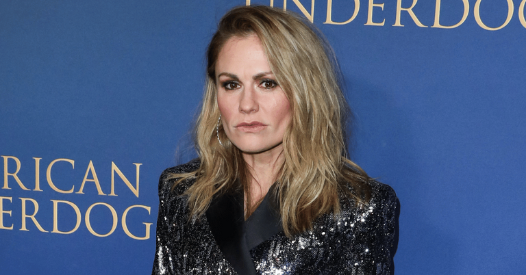 Anna Paquin Uses Cane To Walk Red Carpet At Premiere As Health Issues ...