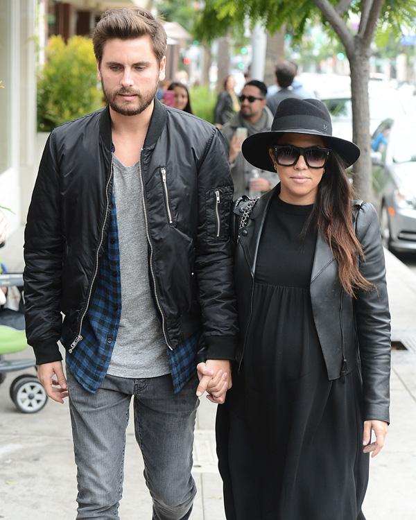 //kourtney kardashian scott disick relationship