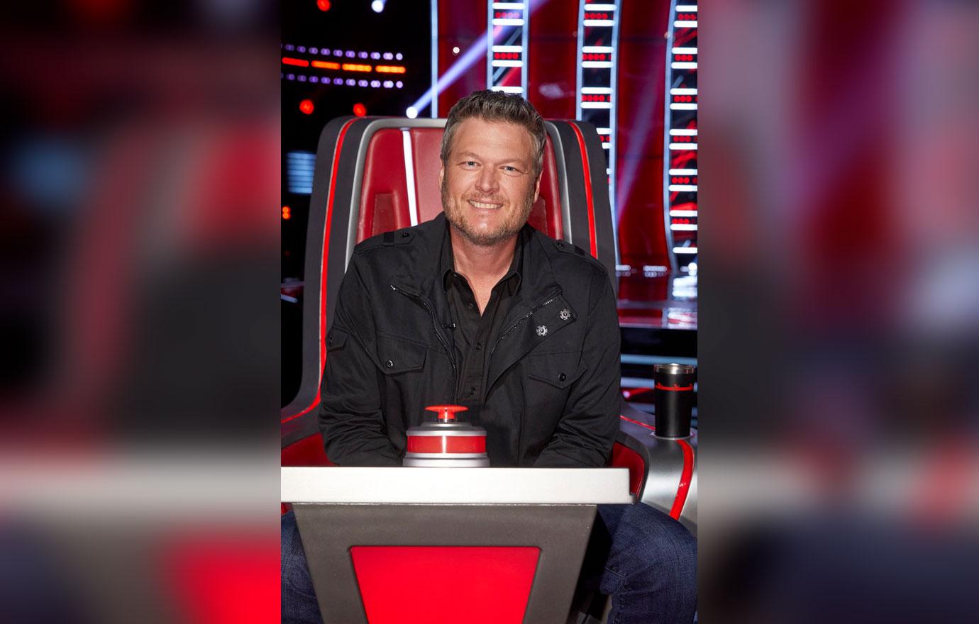 blake shelton the voice producers looking to replace judge ariana kelly